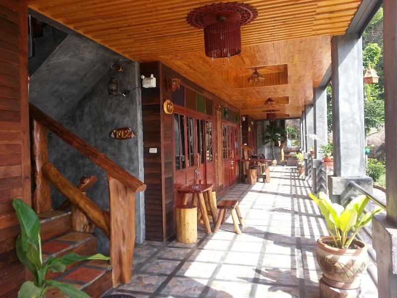 Sea Rock Hotel image