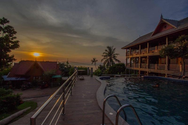 Sea Rock Hotel image