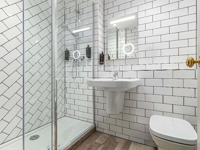 Mercure Salisbury White Hart Hotel & Apartments image