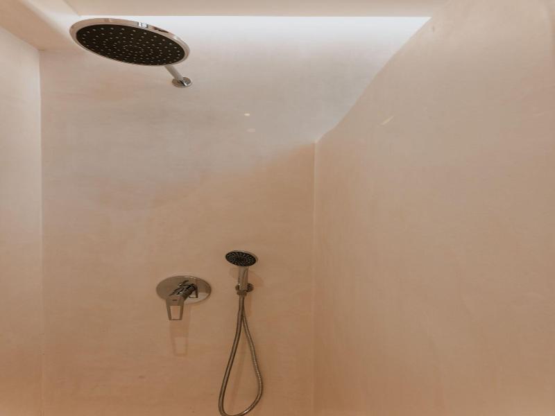 Onym Curated Villas image