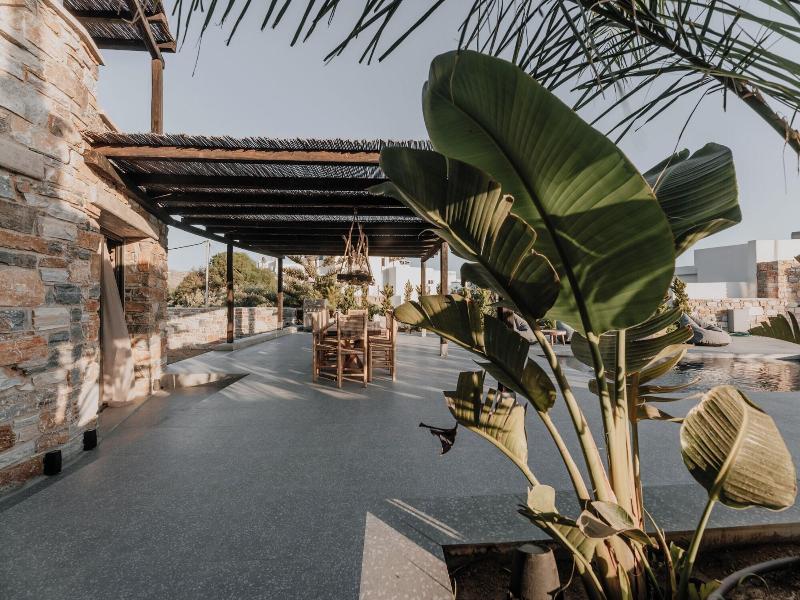 Onym Curated Villas image
