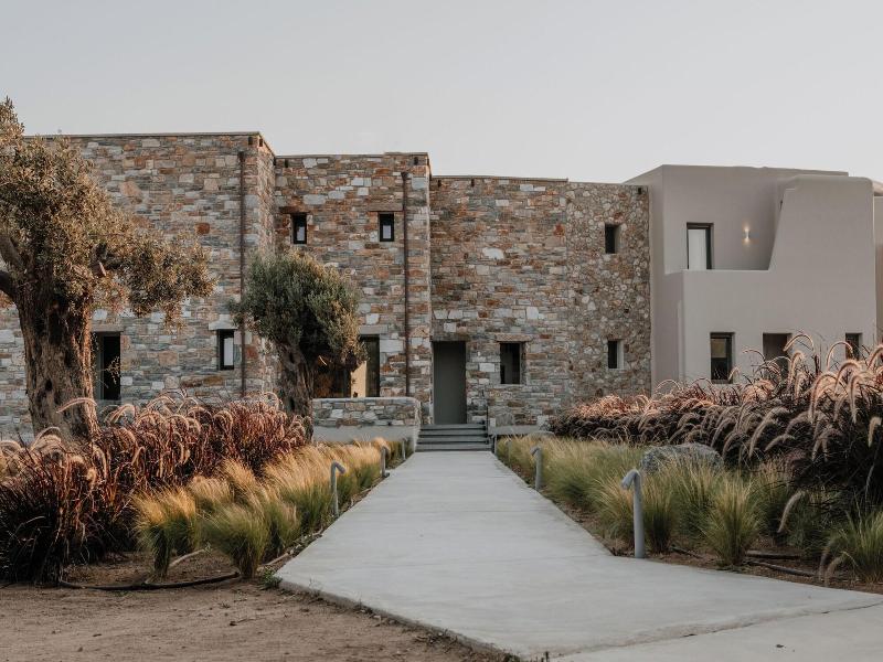 Onym Curated Villas image