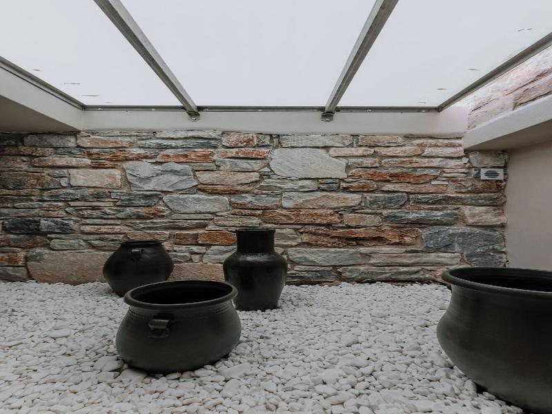 Onym Curated Villas image