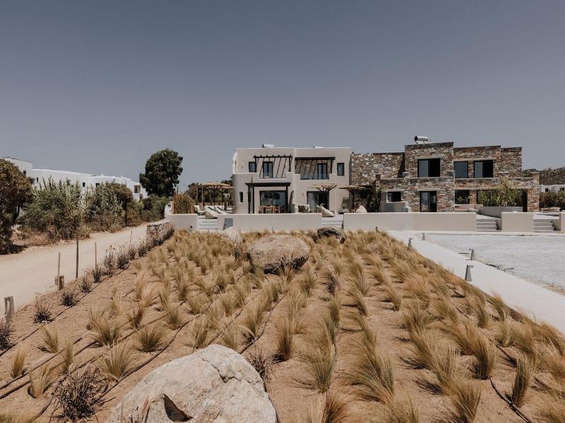 Onym Curated Villas image