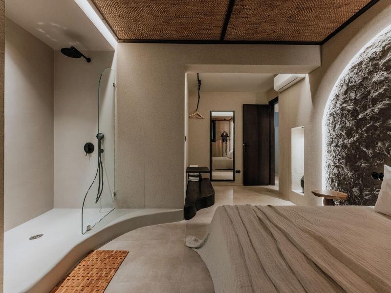 Onym Curated Villas image