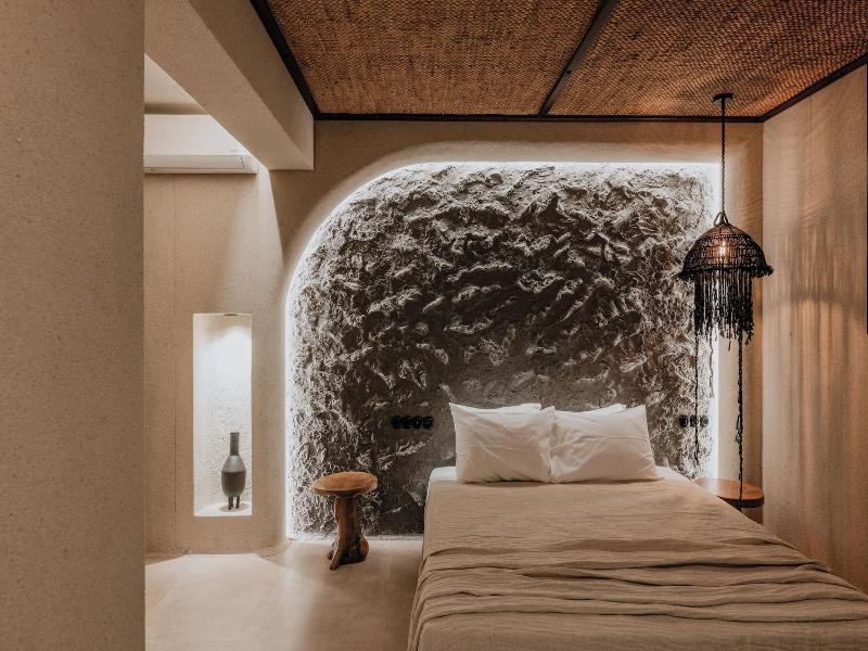 Onym Curated Villas image