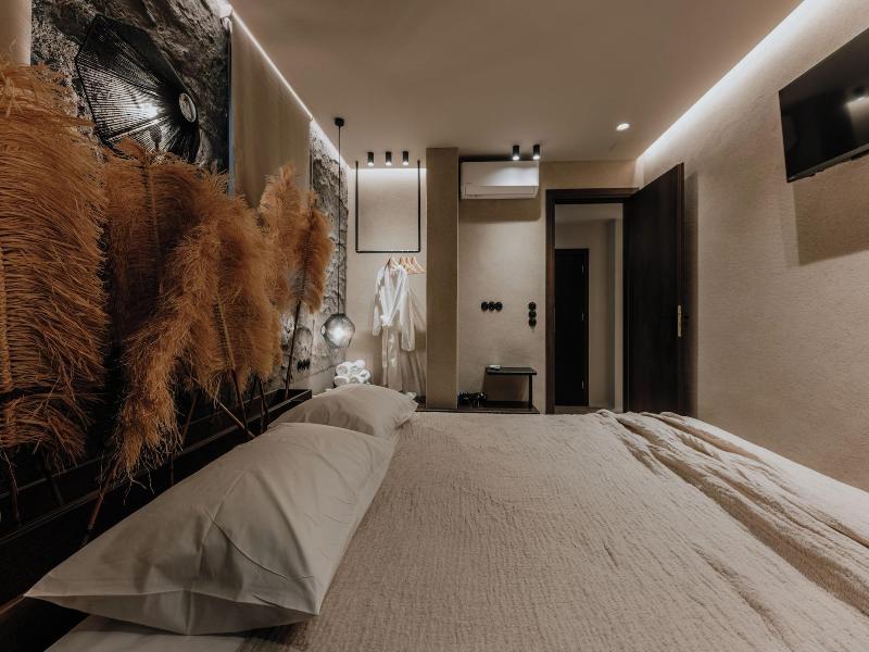 Onym Curated Villas image