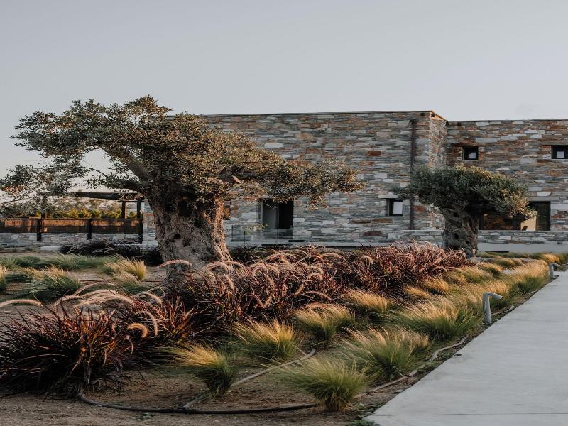 Onym Curated Villas image