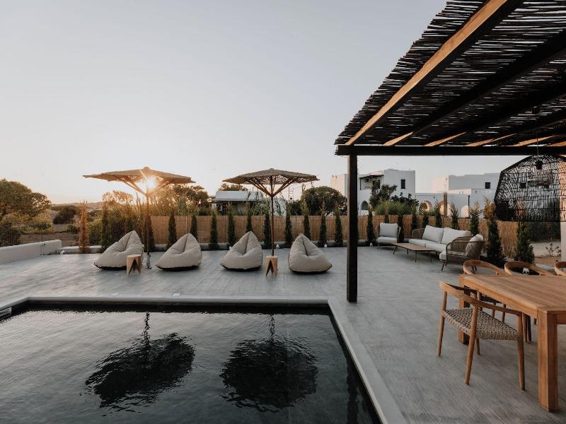 Onym Curated Villas image