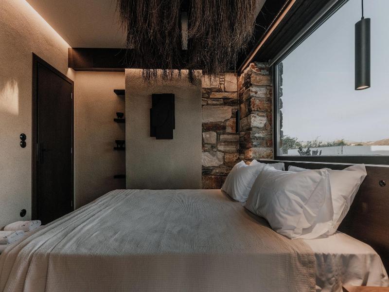 Onym Curated Villas image