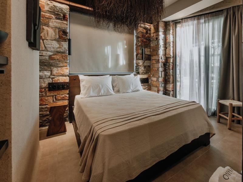 Onym Curated Villas image