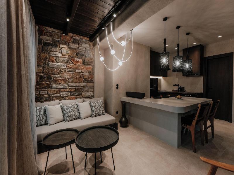 Onym Curated Villas image