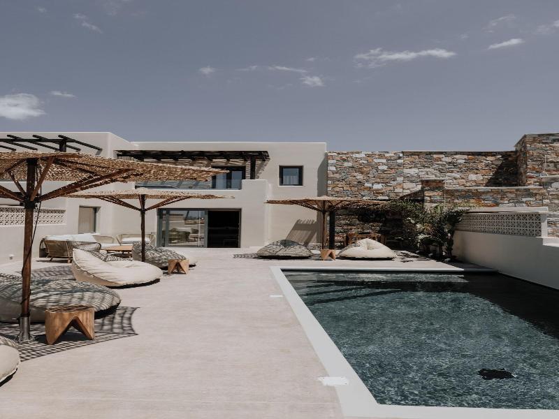 Onym Curated Villas image