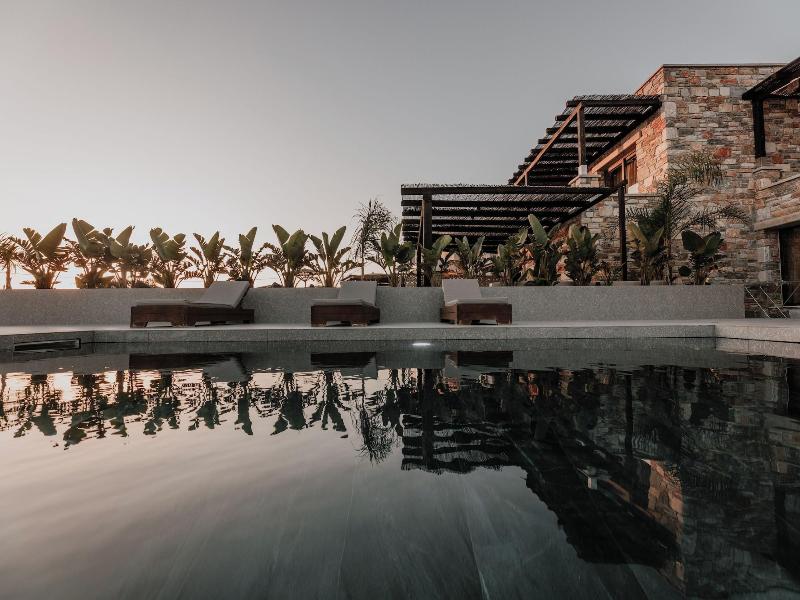 Onym Curated Villas image