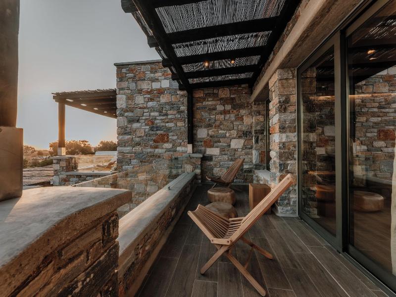 Onym Curated Villas image