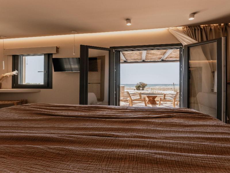 Onym Curated Villas image