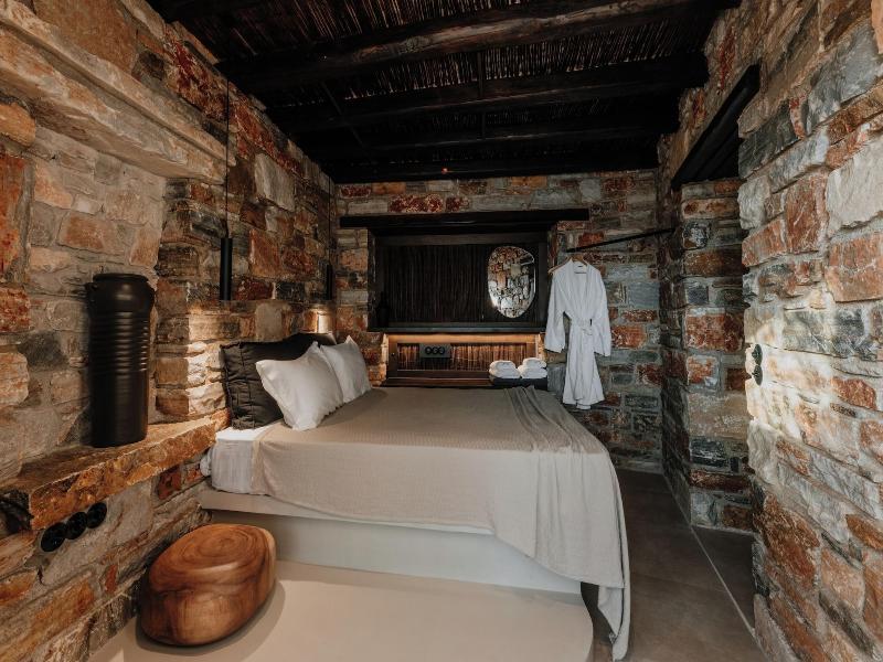 Onym Curated Villas image