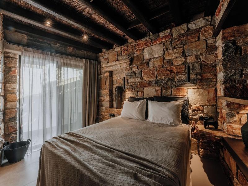 Onym Curated Villas image