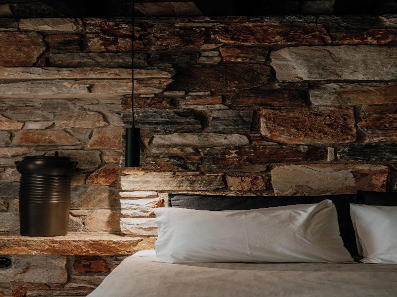 Onym Curated Villas image