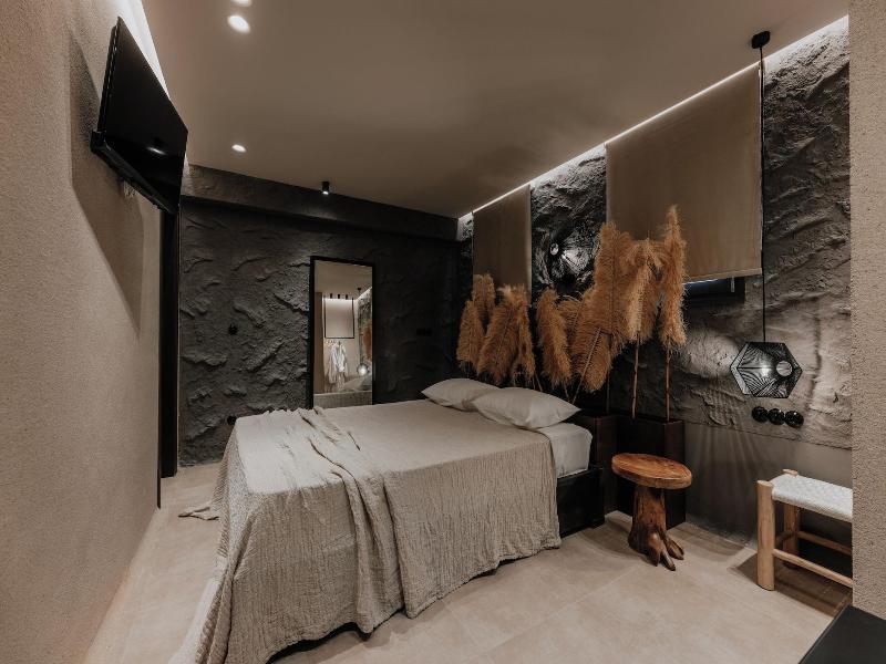 Onym Curated Villas image