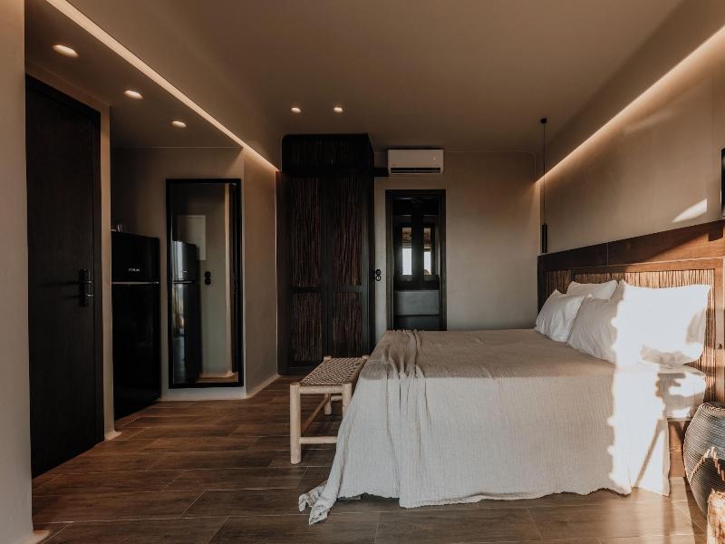 Onym Curated Villas image
