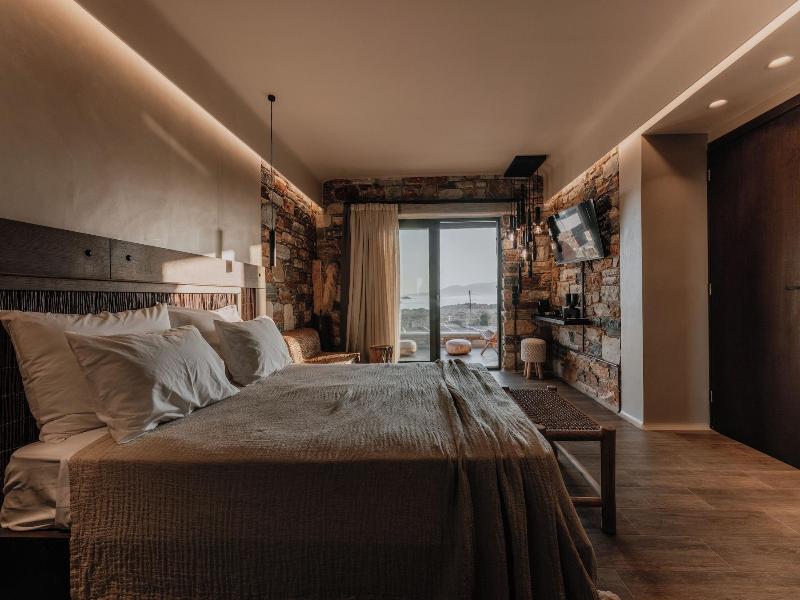 Onym Curated Villas image
