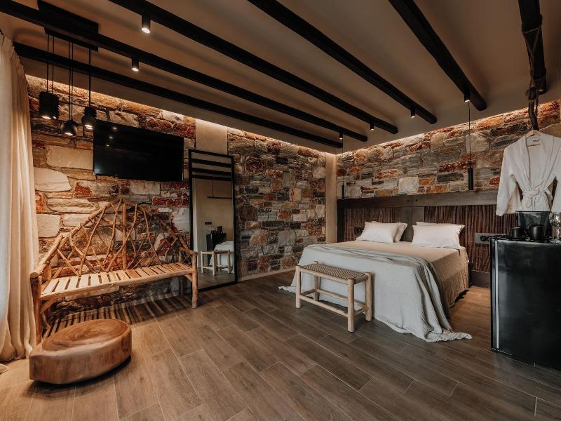 Onym Curated Villas image