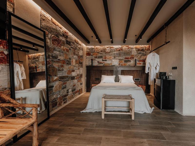 Onym Curated Villas image