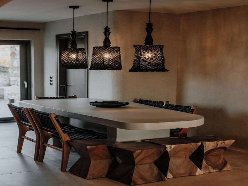Onym Curated Villas image