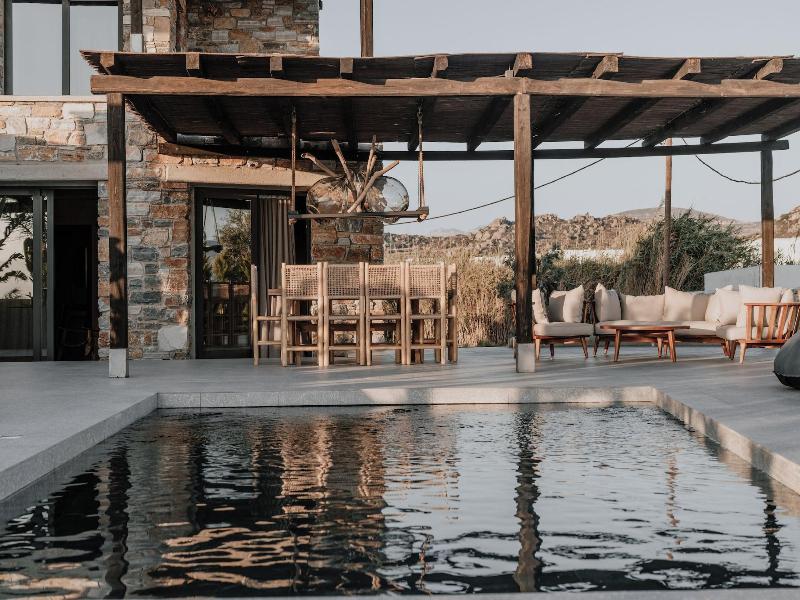 Onym Curated Villas image