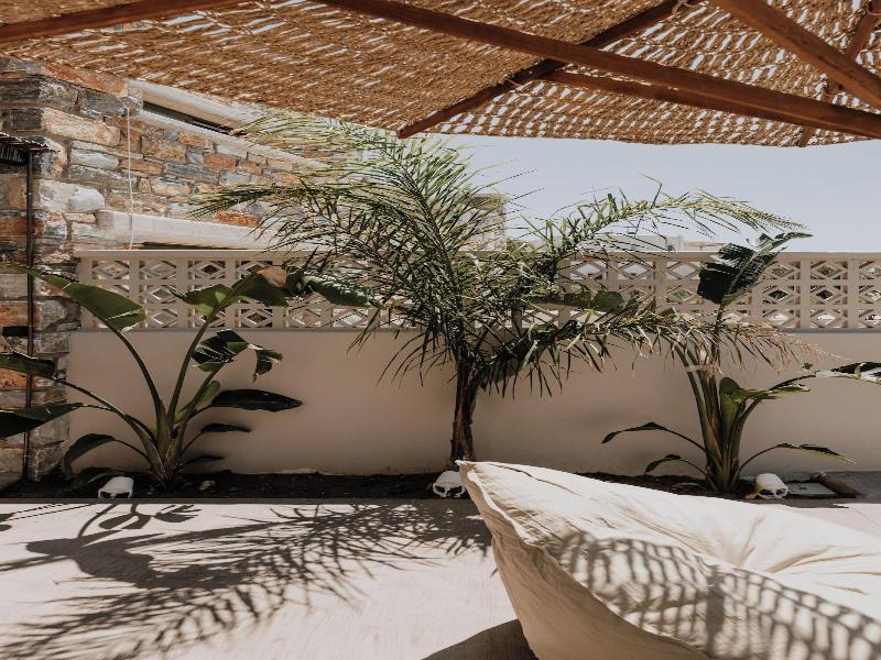 Onym Curated Villas image