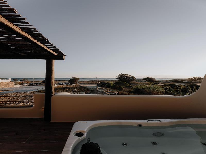Onym Curated Villas image