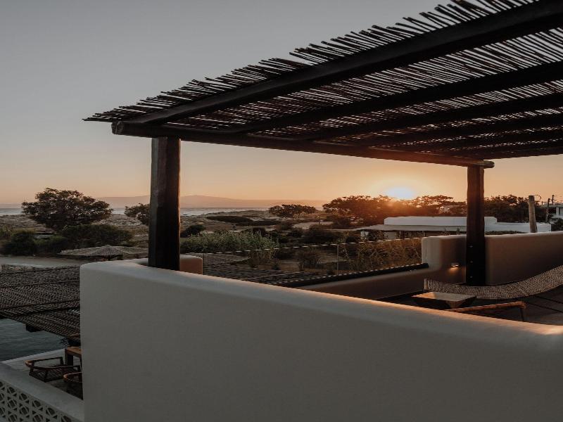 Onym Curated Villas image