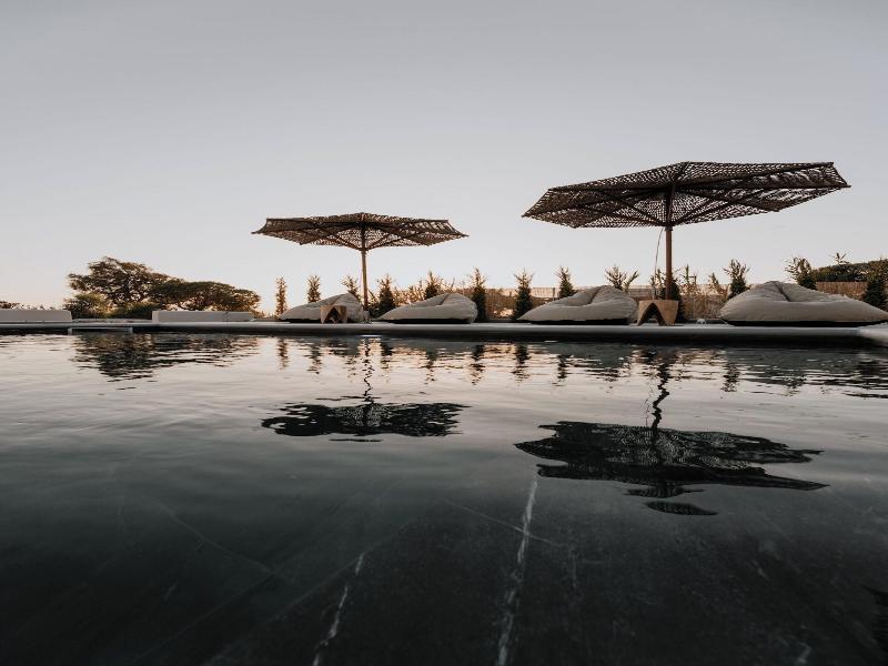 Onym Curated Villas image