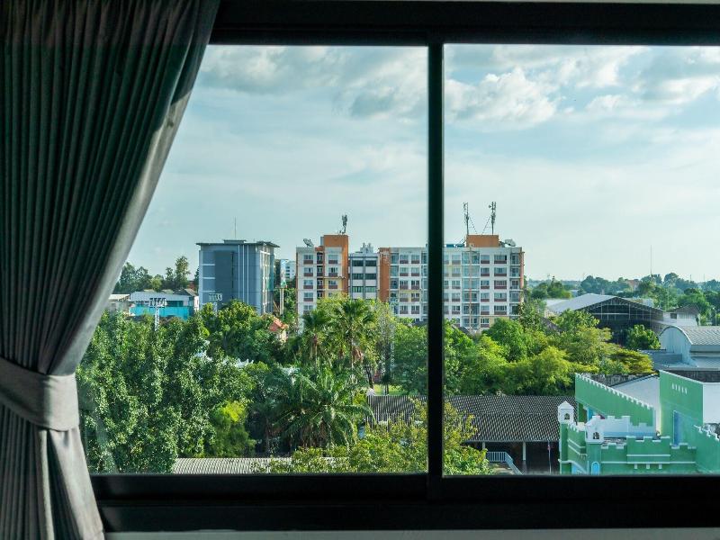 Goodday Hotel image