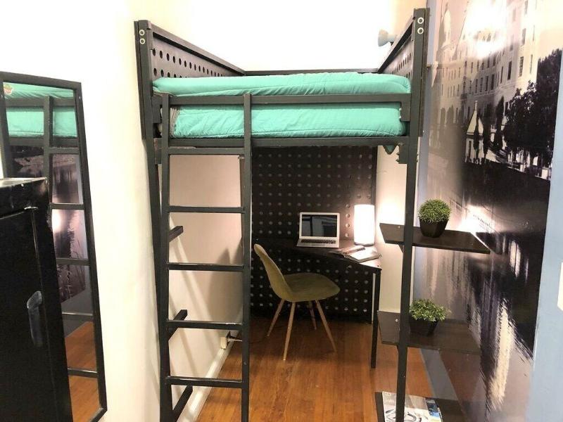 Roomies Hostel Condesa image