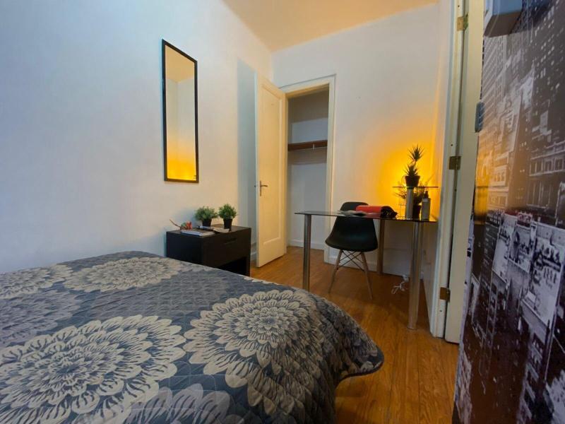 Roomies Hostel Condesa image