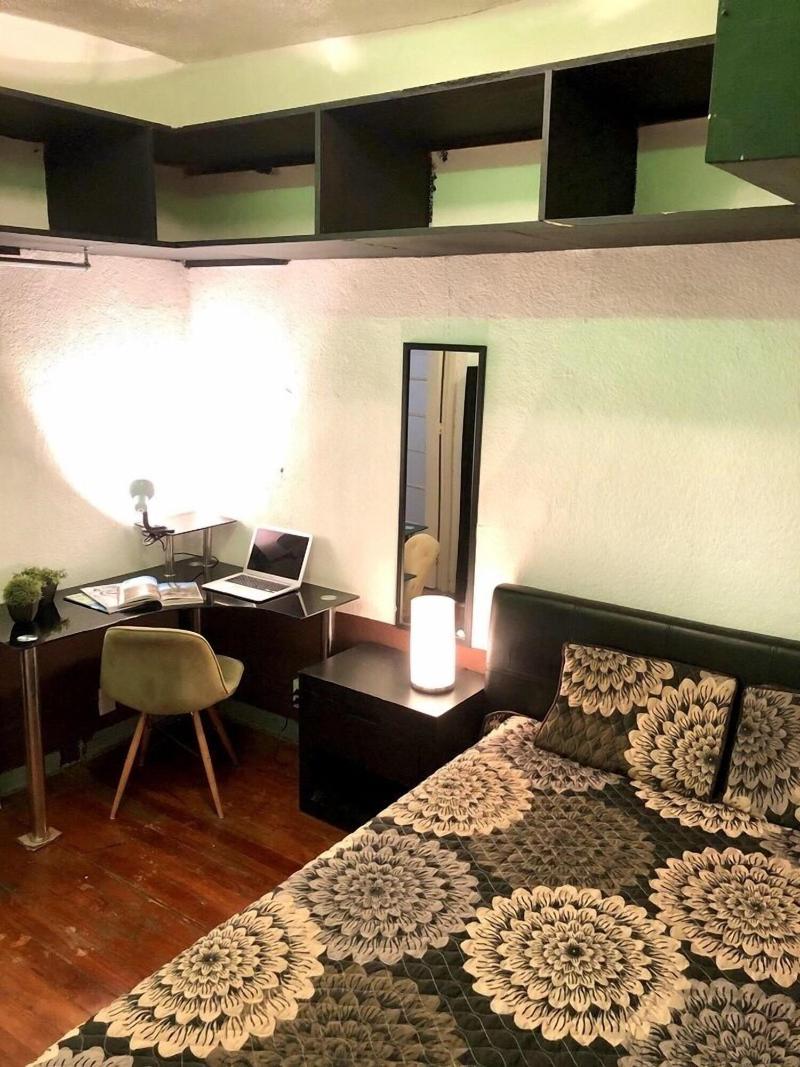 Roomies Hostel Condesa image