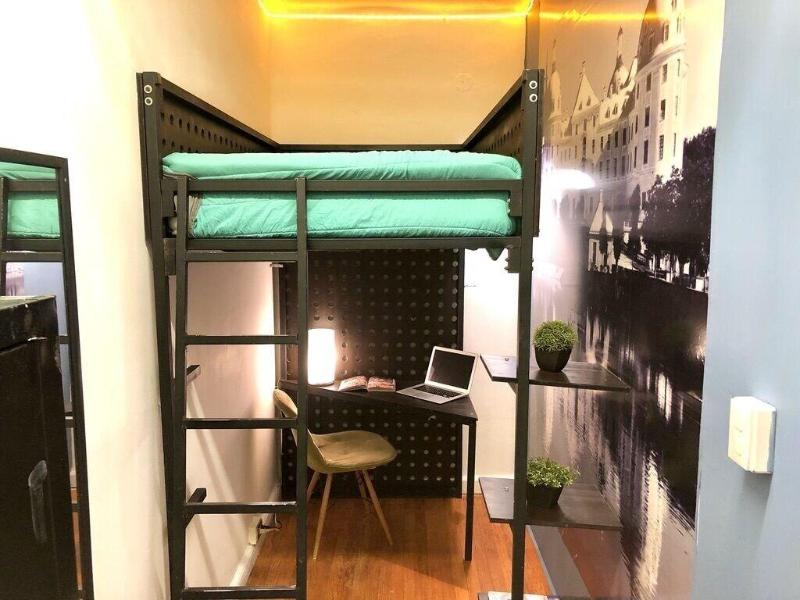 Roomies Hostel Condesa image