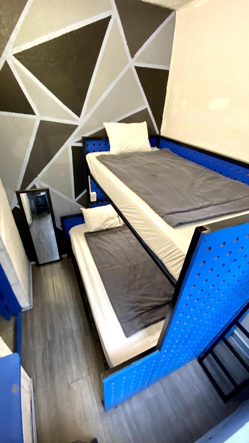 Roomies Hostel Condesa image