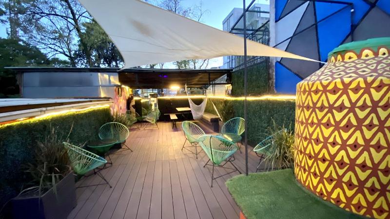 Roomies Hostel Condesa image
