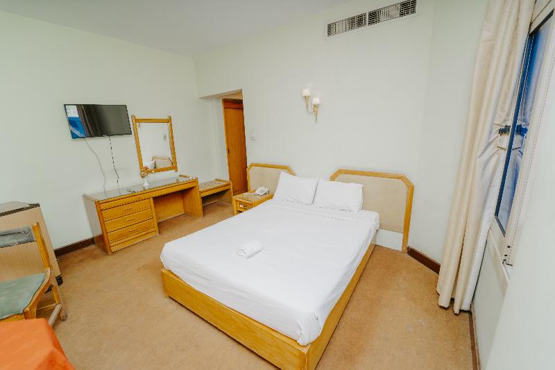 Queens Valley Hotel Luxor image