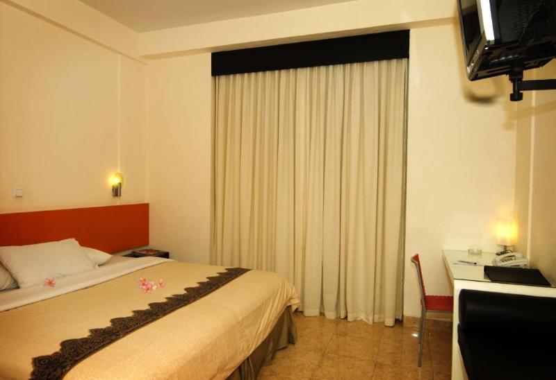 Primebiz Hotel Karawang image