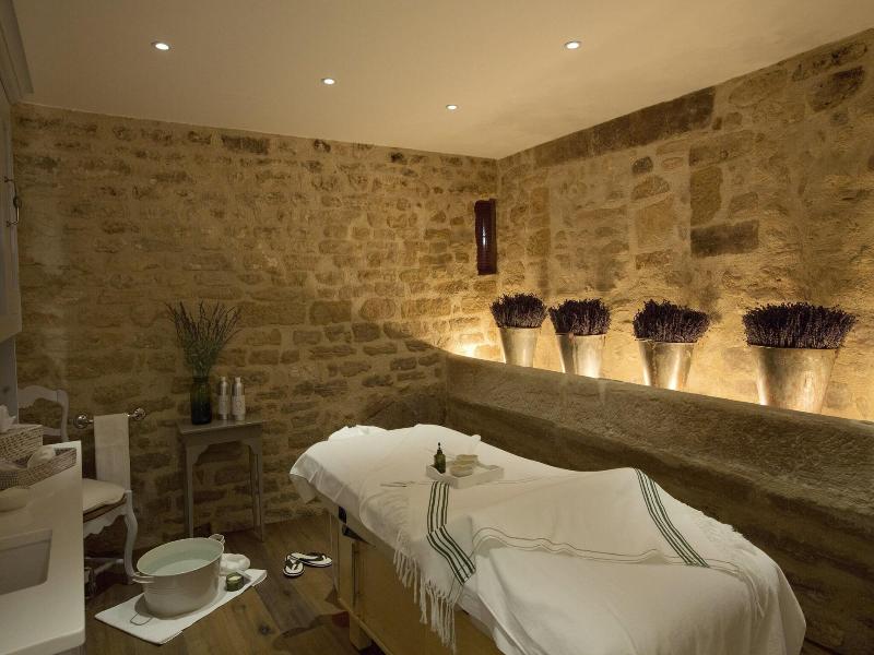 Hotel Crillon Le Brave image