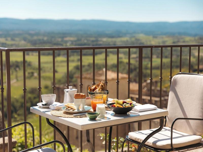 Hotel Crillon Le Brave image