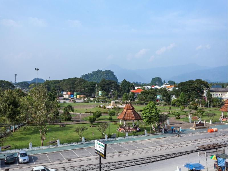 Le Park Hotel