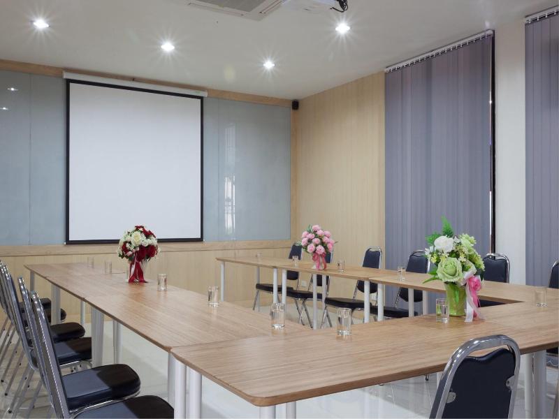 Le Park Hotel