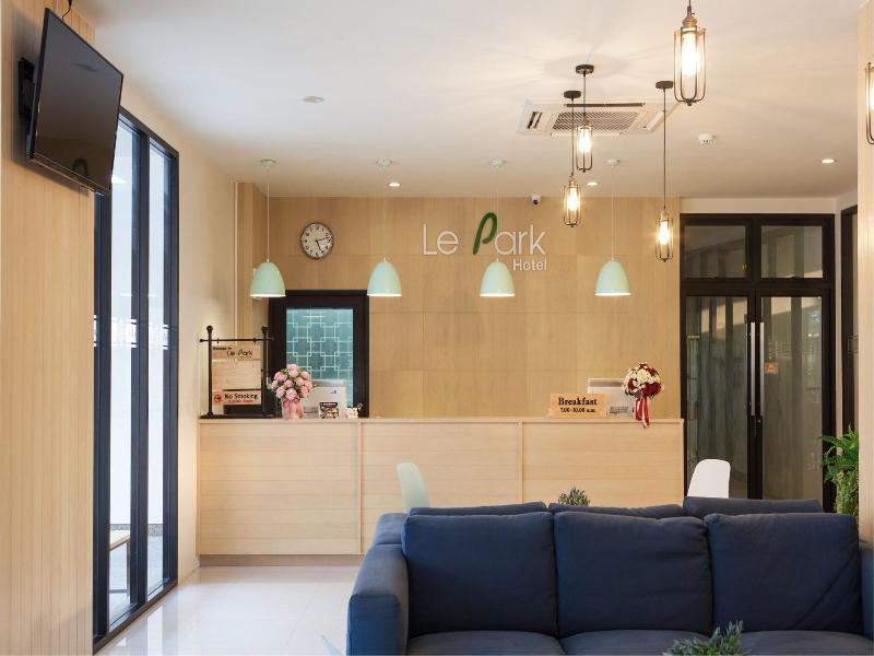 Le Park Hotel