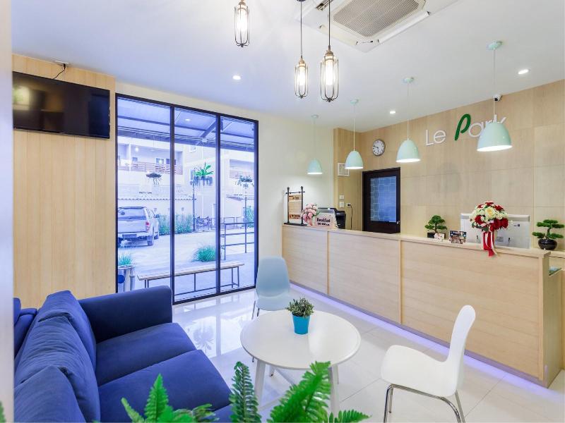 Le Park Hotel