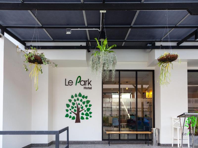 Le Park Hotel